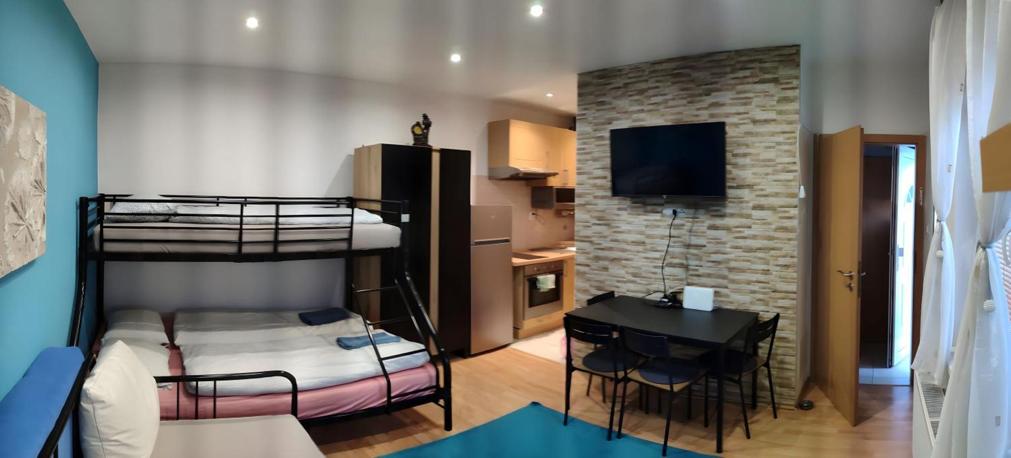Blue Apartment In City Center, Best Location Bratislava Exterior foto